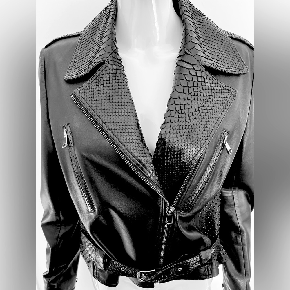 Derimod black real leather Jacket studed snake skin pattern collar & belt US XL